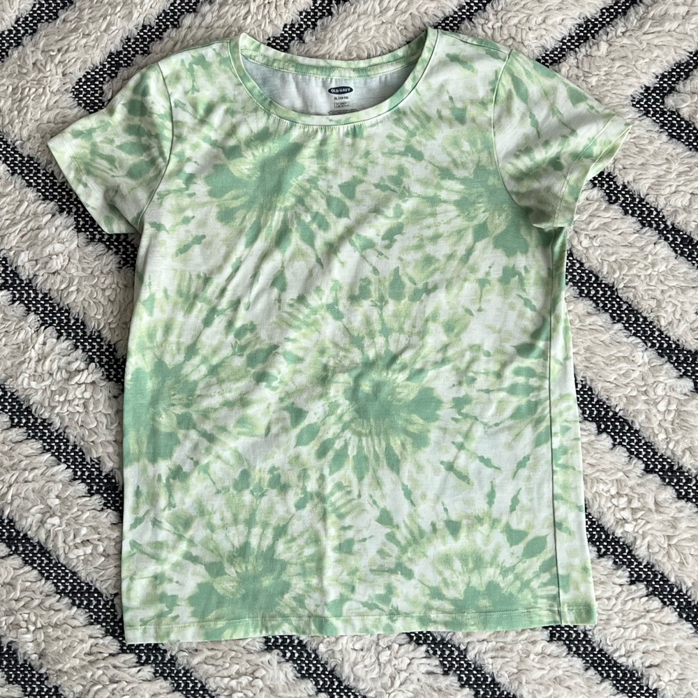 Old navy light green tie dye girls t-shirt size 14-16 yrs